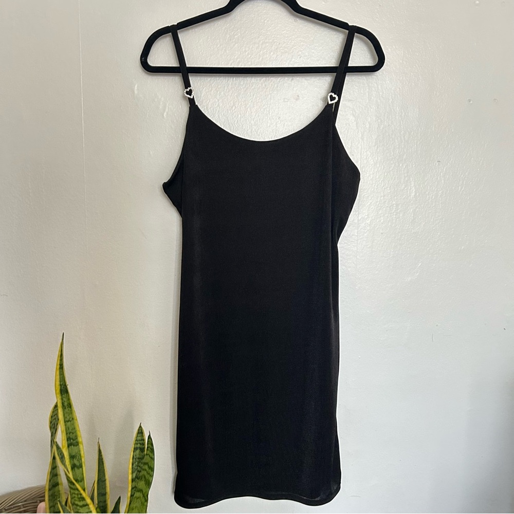 POPULAR 21 Little Black Dress Size 1X w. Heart Jewels